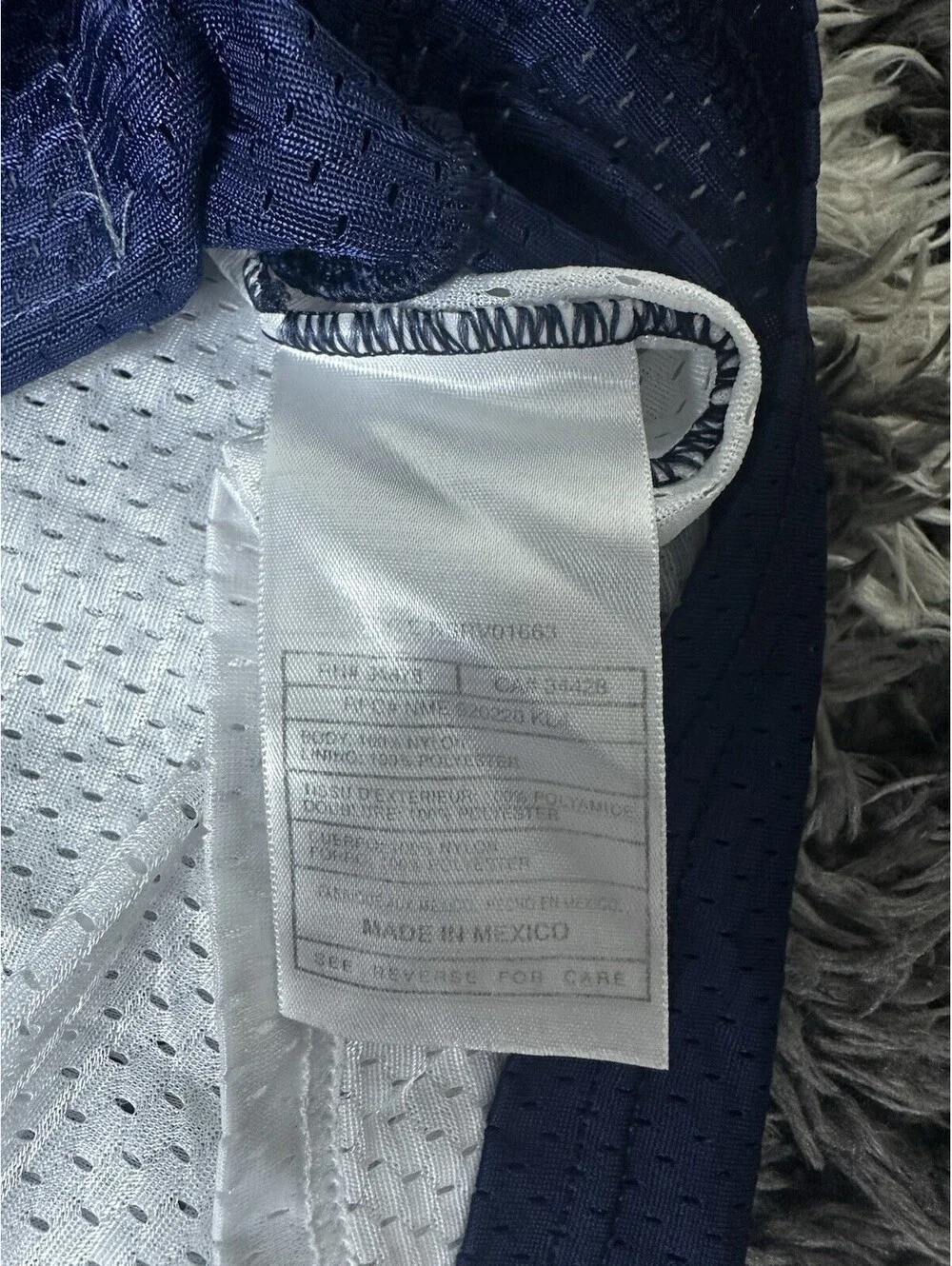 Nike Huskies Basketball Jersey Mens L Blue White Reversible Mesh Practice #20